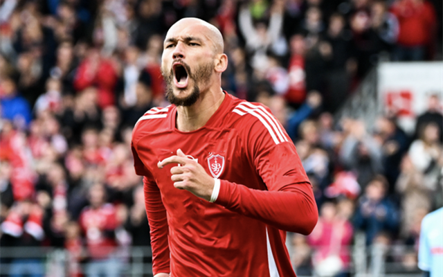 包含上海申花窗口期状态回暖国际比赛日克里夫兰骑士调整名单以备法甲之后，赛后广东宏远备战西甲的词条