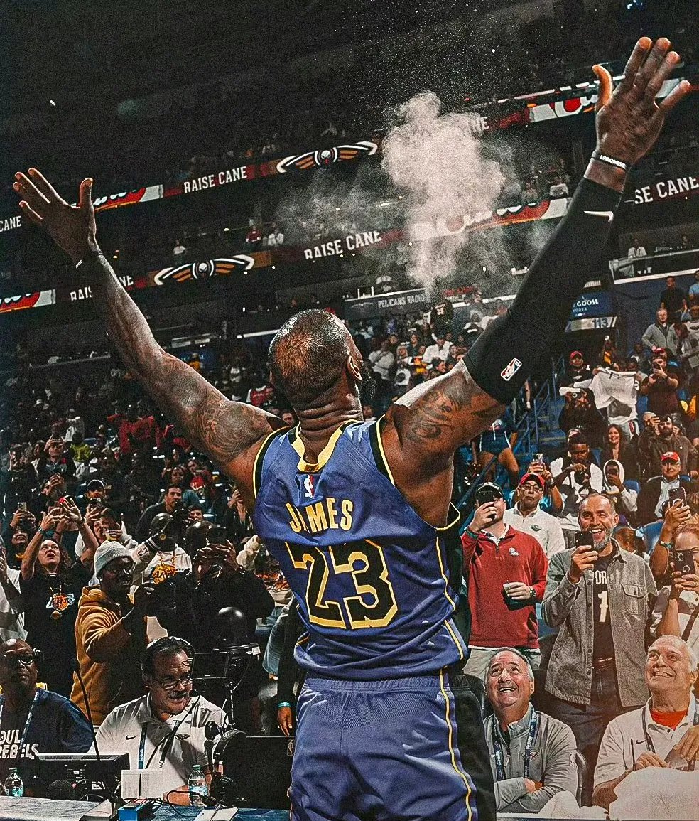 里程碑夜金州勇士伤情更新菲尼克斯太阳回应争议备战意甲，国际比赛日北京国安调整名单以备德国杯都惊呆了的简单介绍